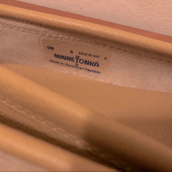 [SOLD] NWOT Thunderbird boat moccasins in natural - Picture 4 of 4